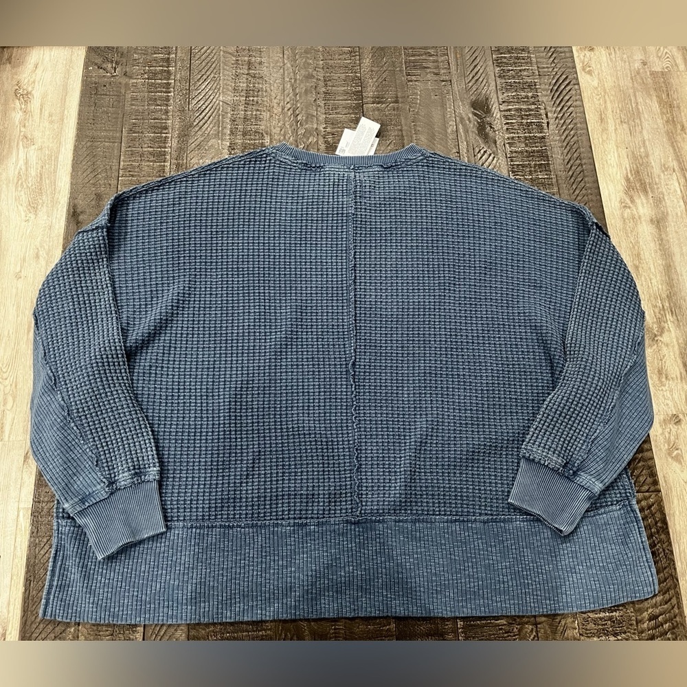 American Eagle Outfitters Textured Blue Sweater - Picture 2 of 3